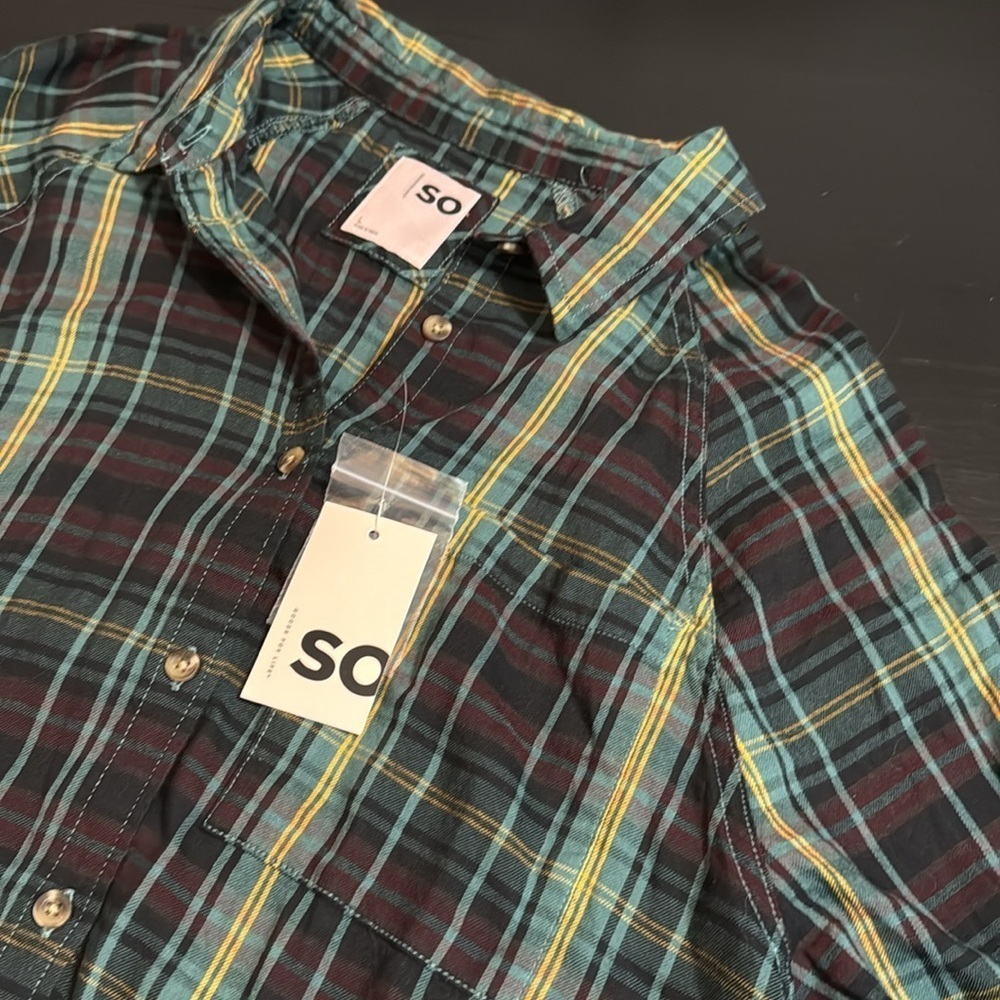 SO Multicolor Plaid Shirt‎ Womens Large NWT Green Black Yellow Button Down